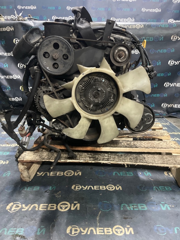 Двигатель NISSAN Bassara 30 KA24