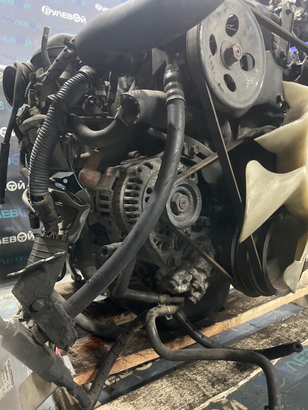 Двигатель NISSAN Bassara 30 KA24 — фото 3