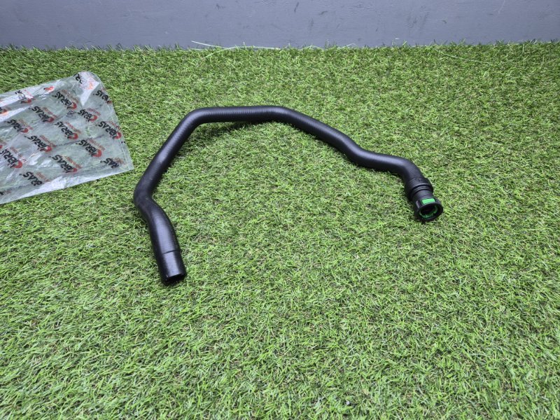 Патрубок радиатора печки Ford Transit 2006/2014 1371211 ПЕРЕДНИЙ ПРИВОД 2.2 (EURO 4-5)